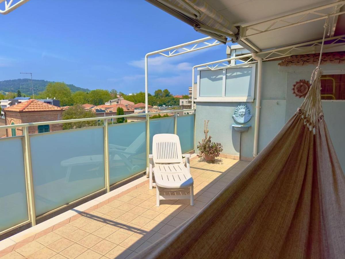 L'amaca Apartment Pesaro